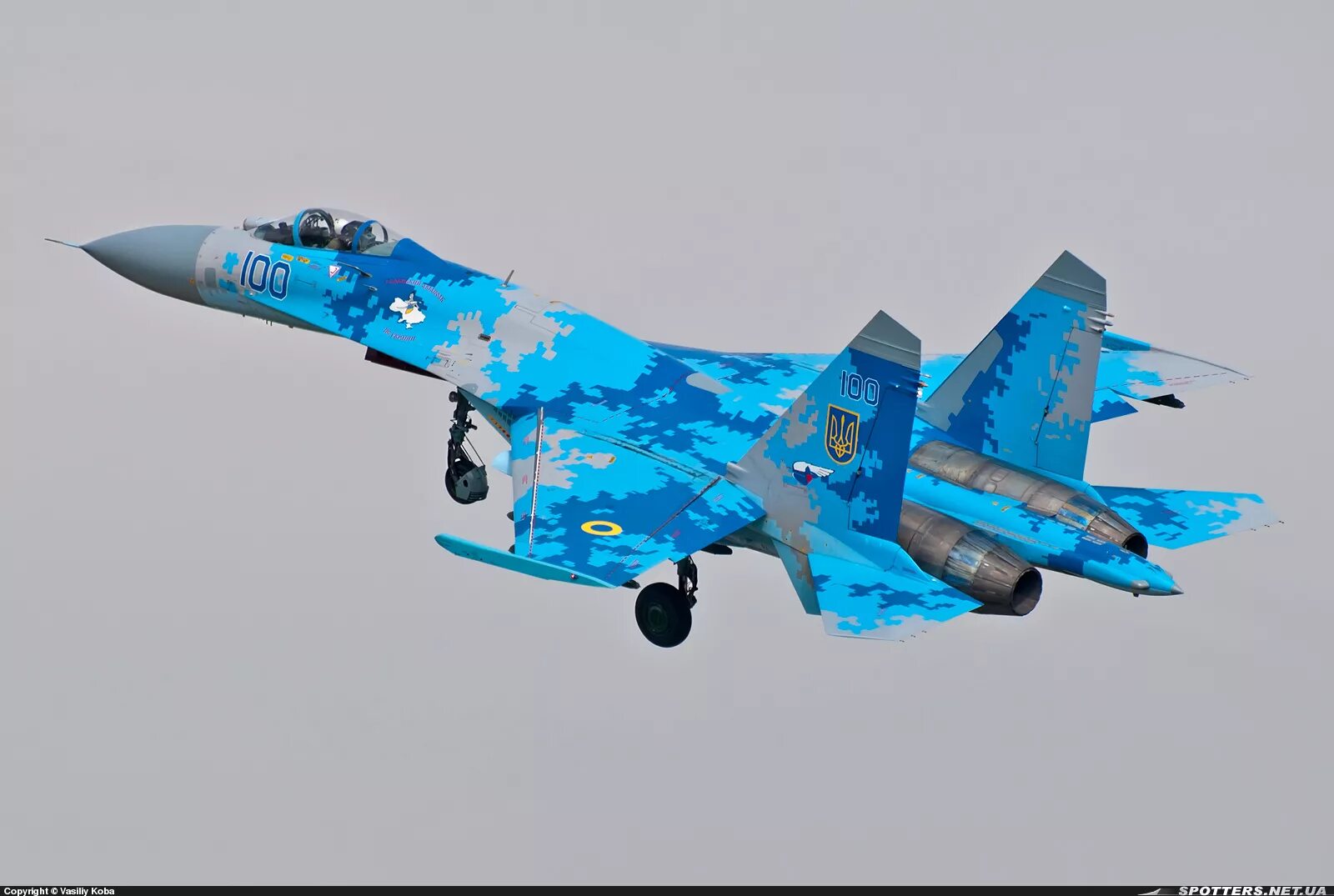 Су 27 1. Су-27-1м. Су-27уб ВВС Украины. Су-27 ВВС. Украинский Су 27.