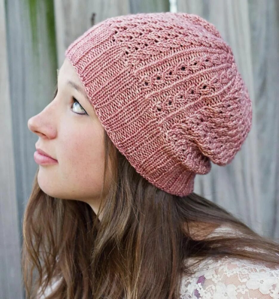 Вязать бини. Вязаная шапка бини крючком. Бини 2021. Шапка бини бини. Шапка бини сауле вагаповой.