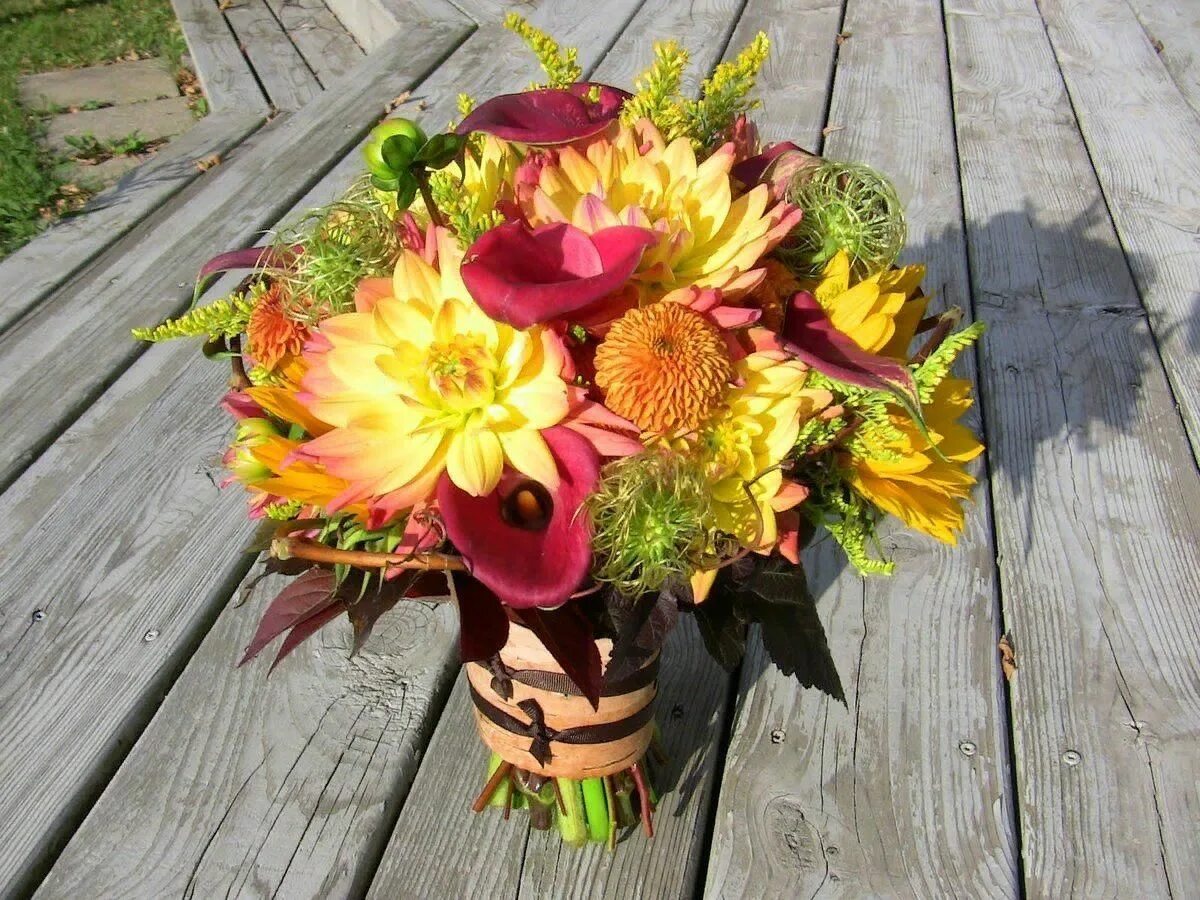 букет из георгинов: 21 тыс изображений найдено в Яндекс.Картинках Fall flower ar