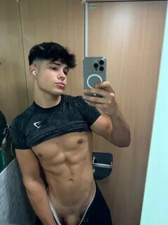 Meet me in the train 😛 t.coTp3e5Whj2M 