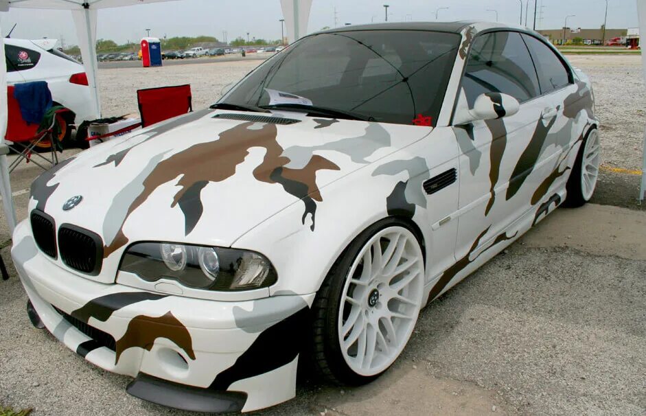 оклейка авто пленкой камуфляж. камуфляж на авто. Bmw e70 vinyl camo. оклейка субару импреза wrx sti. Ford focus 2 камуфляж.