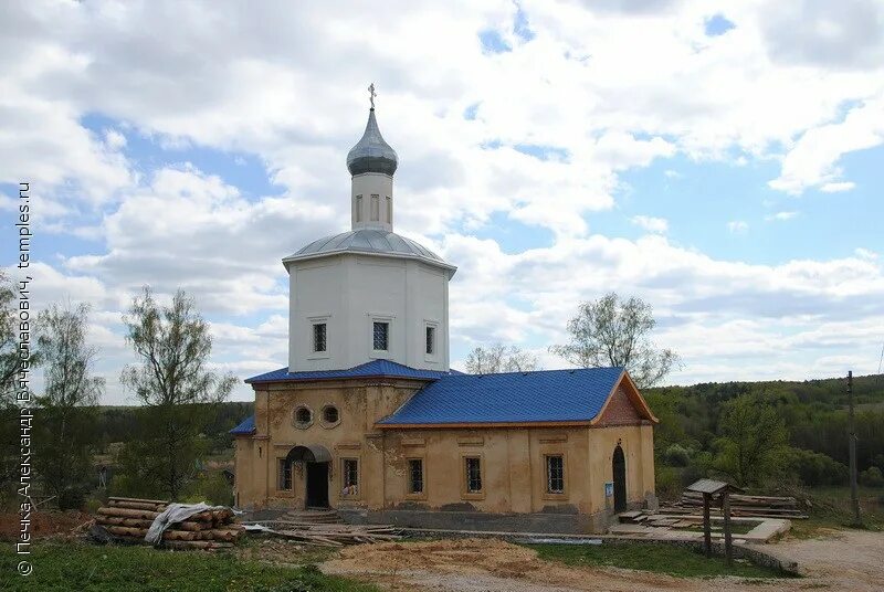 Село страхово заокский район. Церковь в страхово Заокский район. Церковь Николая Чудотворца страхово. Село страхово Заокский район Тульская область.