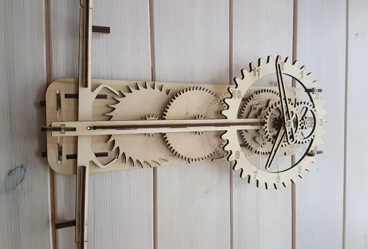 Деревянный конструктор Mechanical Pendulum. Часовой маятниковый механизм механические. Механические деревянные часы. Деревянный механизм часов.