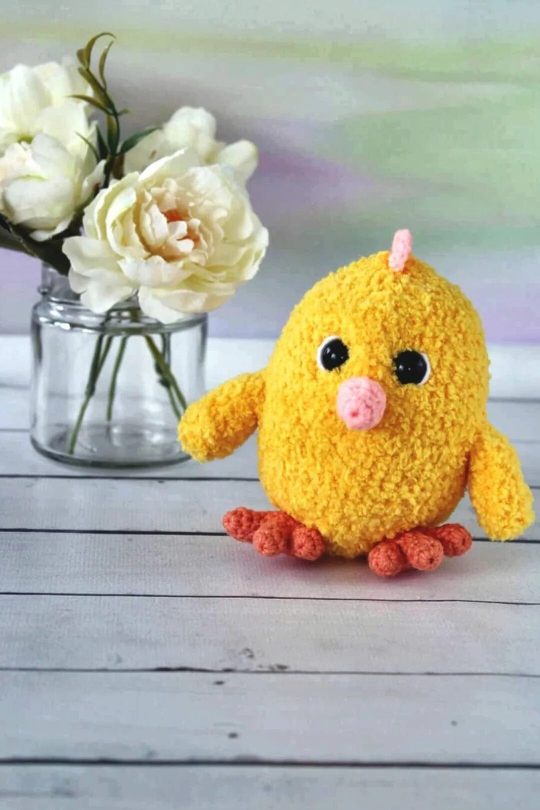 Плюшевый цыпленок крючком. Hi Amigurumi цыпленок. Амигуруми пасхальные цыплята. Амигуруми цыпленок Космик. Пасхальный цыпленок крючком.