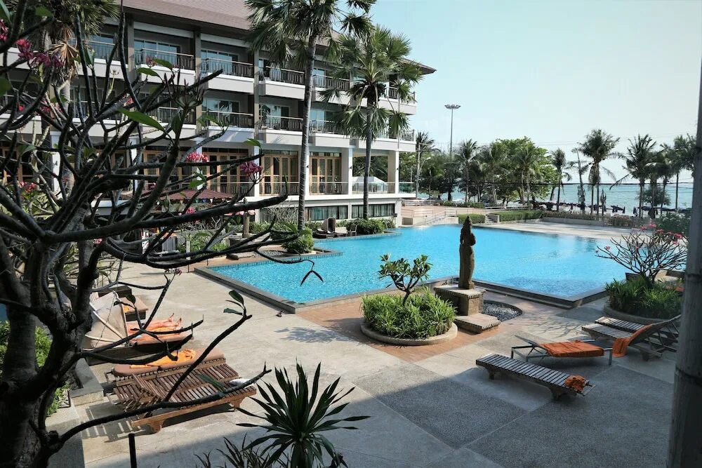 Welcome world beach resort & spa 5*. Welcome world beach resort spa 5 паттайя. Welcome beach resort spa 5 паттайя. Джомтьен резорт 5. Велком ворлд бич резорт паттайя отель тайланд.