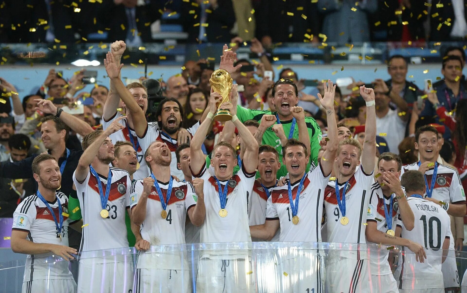 Кто стал чемпионом евро. Кто стал чемпионом евро