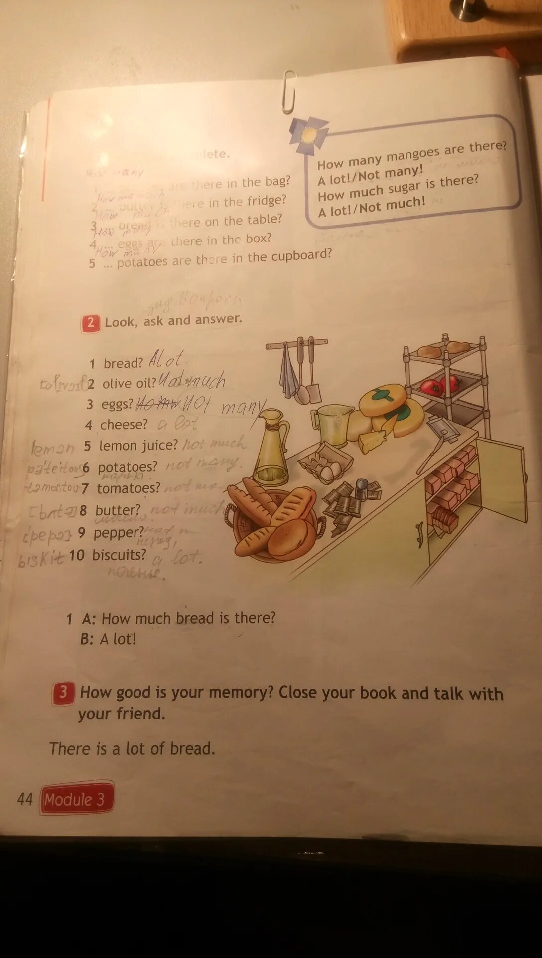 There is bread in the fridge. Read and complete with how many or how much 4 класс. There are a lot of Tomatoes. How much / many Bread is there ?. Английский 4 класс there is a lot of Bread there are a lot of Tomatoes.