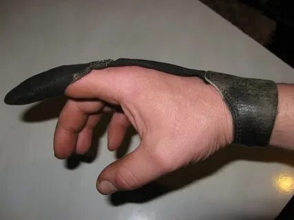 Кожаный палец
