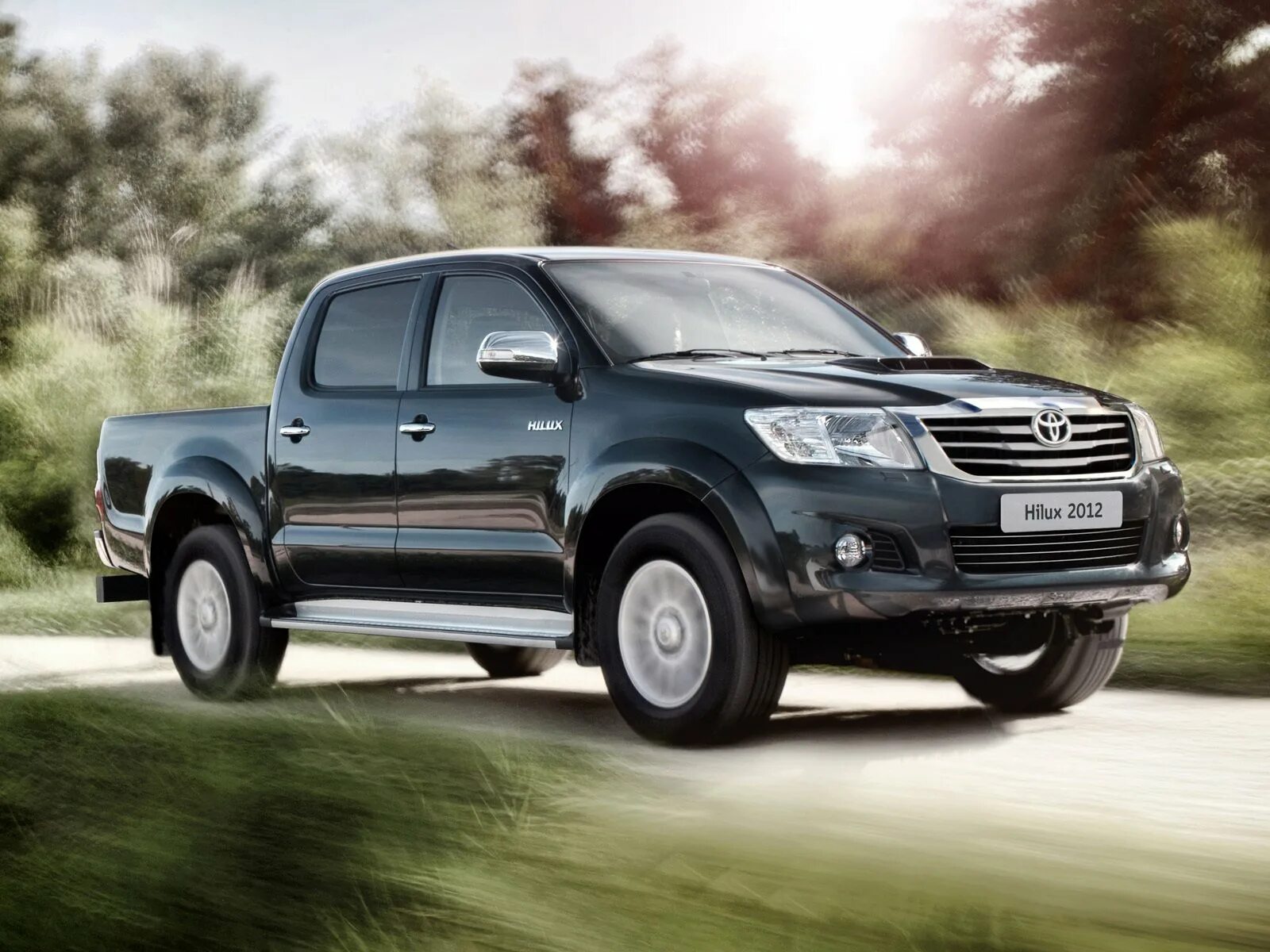 Тойота дизель полный привод. Toyota Hilux Pickup. Toyota Hilux 2012. Toyota Hilux Double Cab. Тойота пикап Хайлюкс 2015.