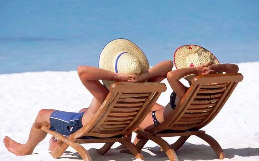 солнечные ванны закаливание. малыш на пляже. закаливание солнечные ванны. детишки на пляже. закаливание презентация.