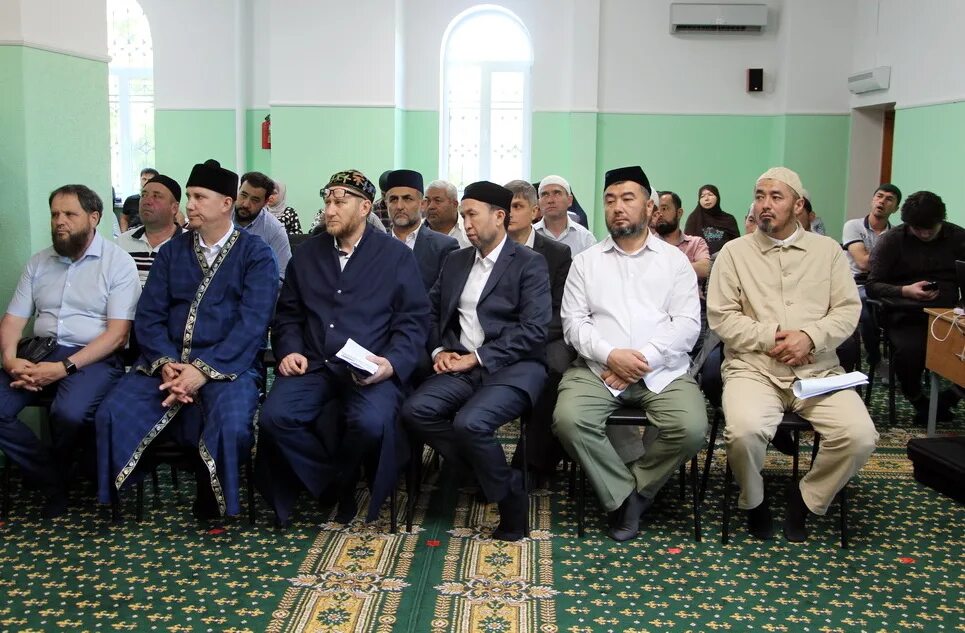 шайх мухаммад содик мухаммад юсуф. мечеть имени шейха мухаммада садыка мухаммада юсуфа. садыков мухаммад садык. похороны мухаммад садык мухаммад юсуф. садык белекович садыков музыкант.