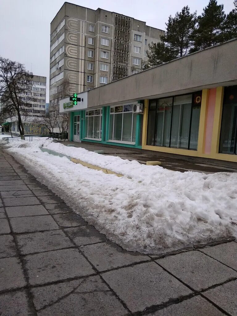 Аптеки светлогорска гомельской области. Светлогорск Беларусь микрорайон молодежный. Светлогорск аптеки. Первый микрорайон в Светлогорске. Чистота в Беларуси Светлогорск.