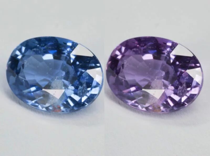 переливающийся камень. самоцвет индиголит. камень голубой который меняет цвет. камень голубой меняющий цвет. аметист камень меняет цвет.