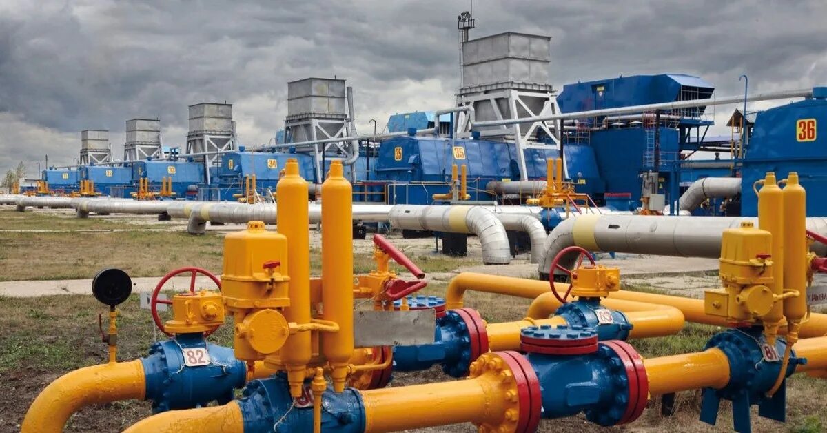 Опасный объект газоснабжения. Наружный газопровод. Газопровод высокого давления. Система газоснабжения. Газораспределительная станция в селе газ.