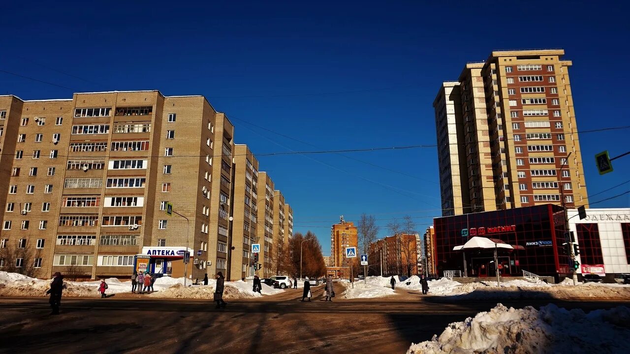 Екатеринбург осенью. Погода в глазове на август 2024. Погода в глазове на 3 дня. Погода глазов на месяц май. Погода в глазове на месяц.