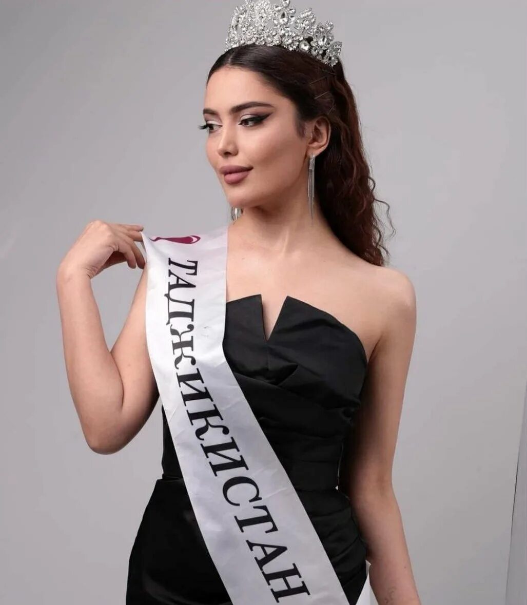 Таджикские 2020. Мисс Таджикистан 2020 победительница. Зухурова Парвина Лос Анджелесе.