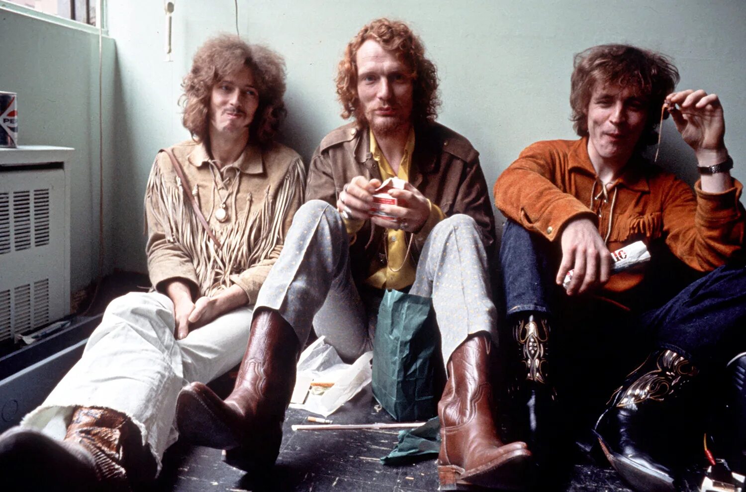 Огонь 1968. Группа Cream Eric Clapton. Cream Band. Эрик Клэптон 1966. Эрик Клэптон 1968.