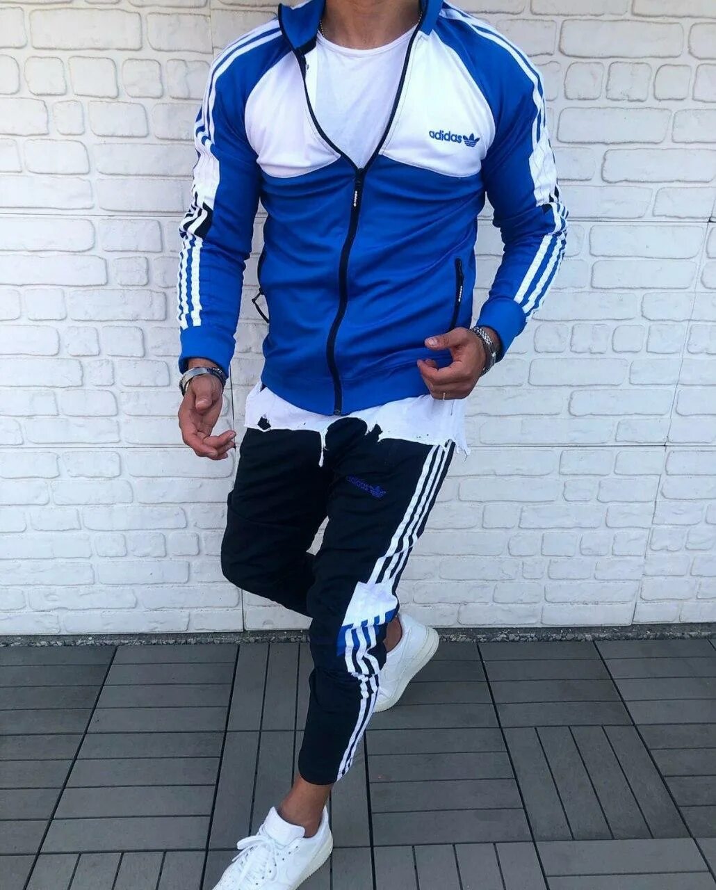 Купить турецкий спортивная мужские. Мужской спортивный костюм adidas bs259615z007. Спортивные костюмы мужские адидас 2021. Спортивный костюм адидас мужской 2023. Синий мужской спортивный костюм адидас adidas.