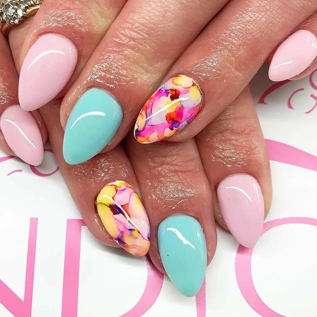 красивые летние ногти. летние ногти. яркие ногти на весну. яркие ногти на весну. яркие ногти на весну.