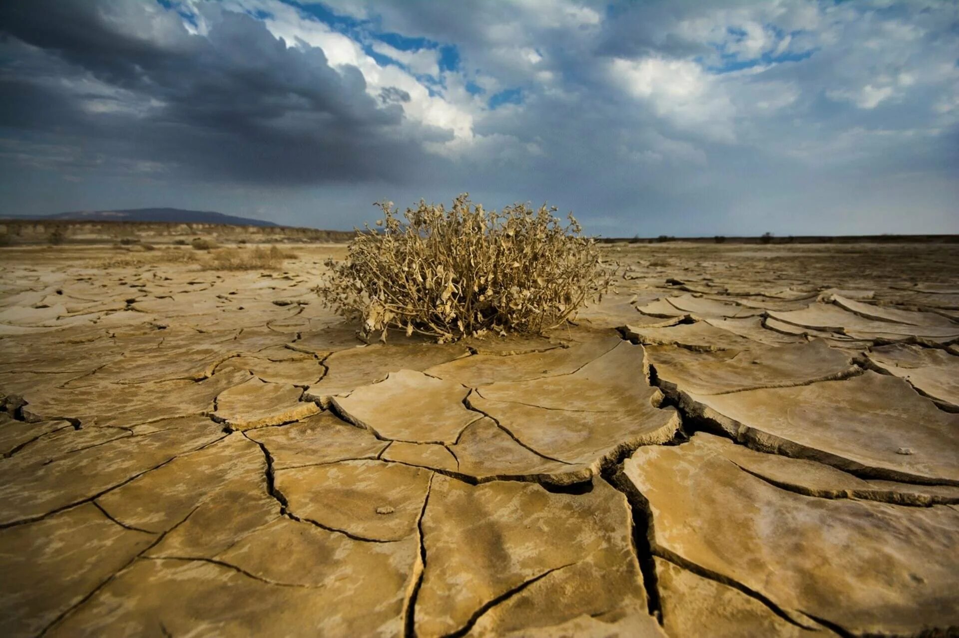 Пустыни Дзосотын-Элисун,. Опустынивание Испании. Засуха. Пустыня засуха.