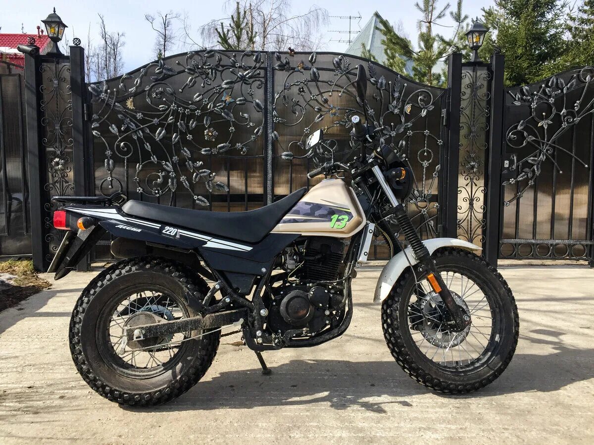 стелс фантом 220. стелс десна 220. десна 220 фантом. мотоцикл стелс десна 220. десна 220 фантом ветровик.