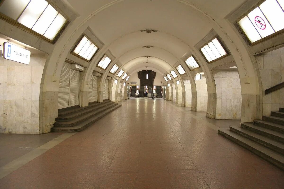 Станция метро третьяковская калининская линия. Метро третьяковская калининской линии. Станция метро третьяковская. Станция третьяковская. Станция метро третьяковская.