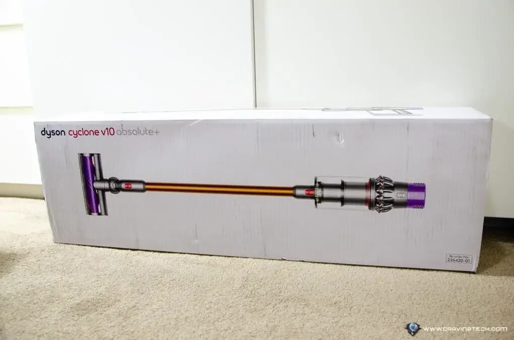 Dyson Cyclone v10 absolute. Dyson Cyclone v10 absolute коробка. Dyson Cyclone v10 Extra. Dyson упаковка. Absolute 10