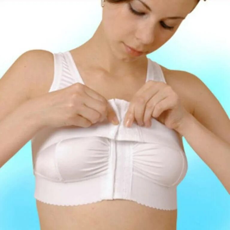 Цена подтяжки грудных. Компрессионное белье после маммопластики. Компрессионное белье для груди. Перевязка груди.