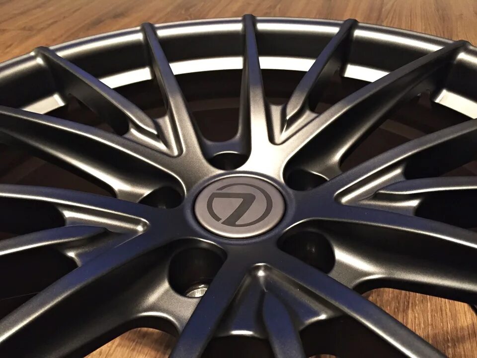 Диски р18 лексус. Диски р18 лексус. Toyota lexus 19r диски. Диски r 18 лексус f sport. Диски лексус r17 5x114.