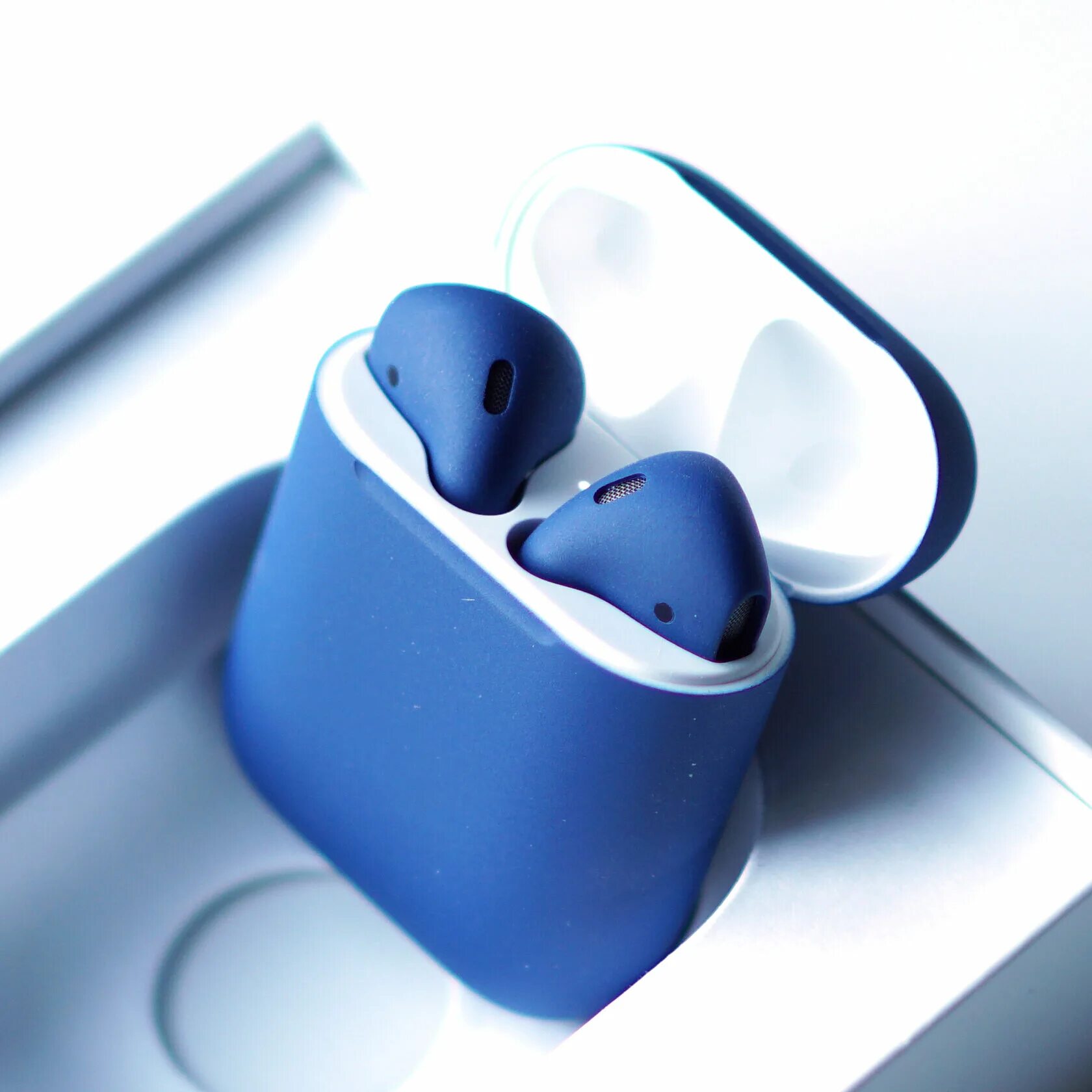 Airpods pro bluetooth. Apple AIRPODS 2. AIRPODS Pro 2 Blue. Наушники АИР подс про 2 синие. Беспроводные наушники Apple AIRPODS Pro 2 Color, синий (матовый).