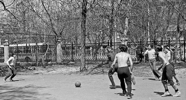 Буревестник плющиха. Стадион Буревестник Архангельск. Стадион Буревестник Плющиха. Стадион Буревестник Иваново. Саратов стадион Буревестник.