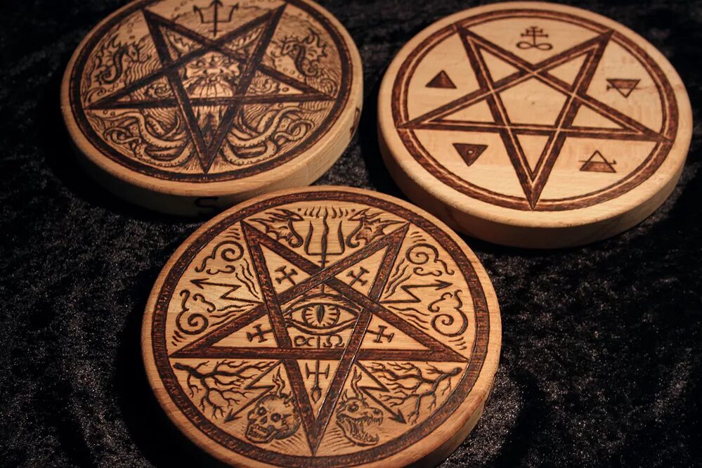 алтарь символизирует в храме что. алтарь бафомета.