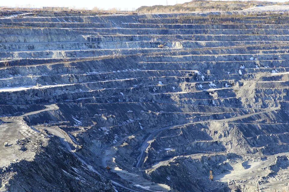 свердловское месторождение