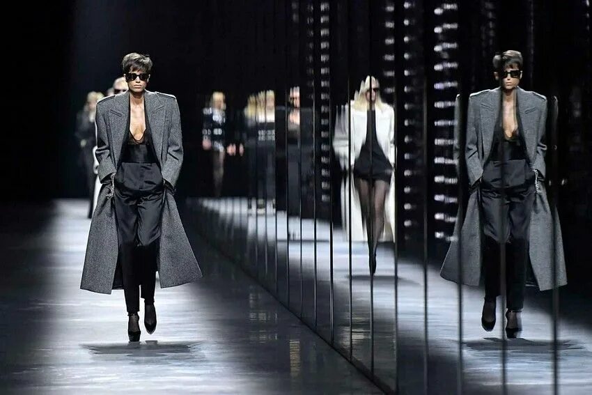 S laurent