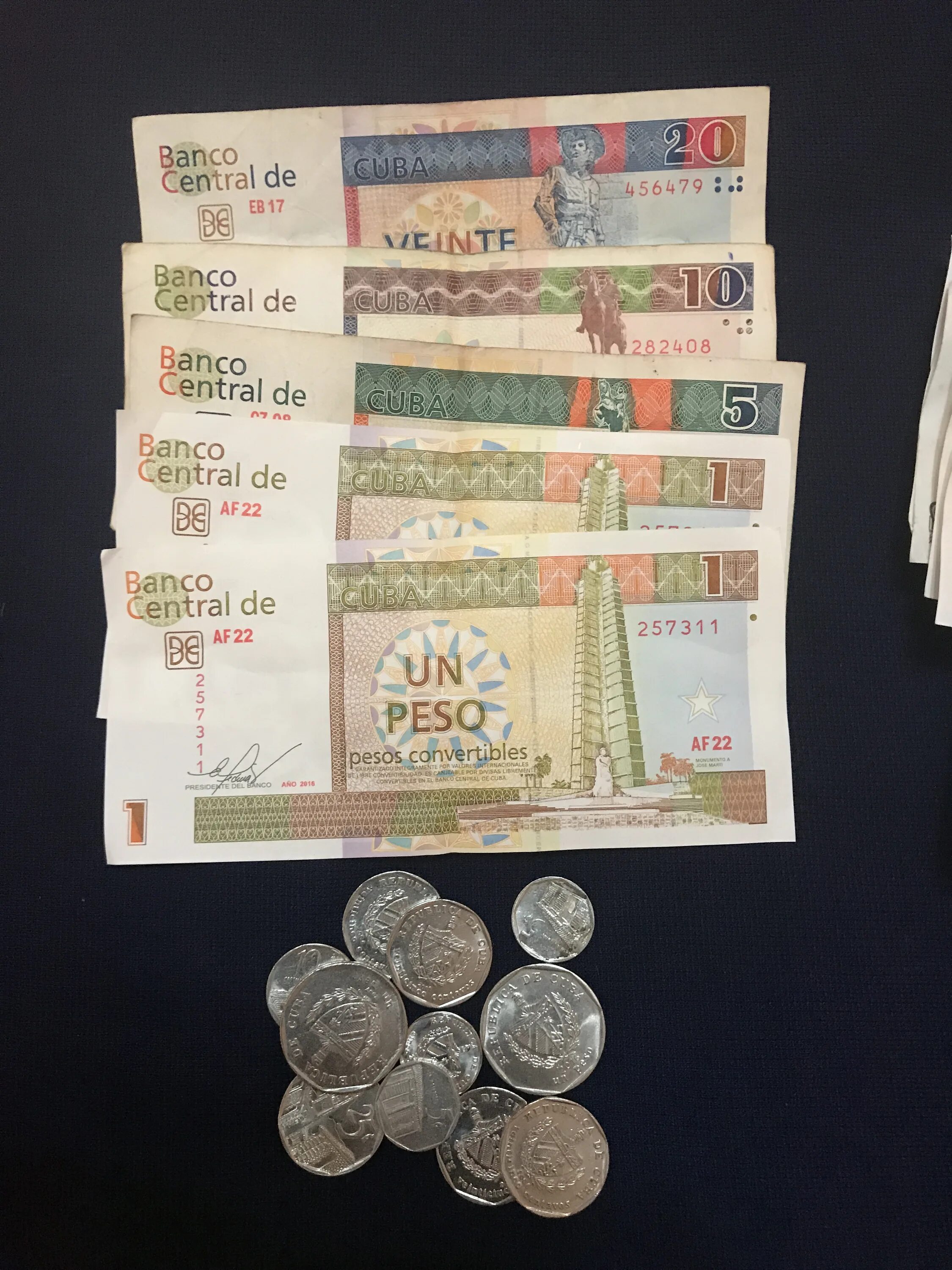 Кубинское песо к рублю на сегодня. Кубинское конвертируемое песо. Монеты и банкноты Кубы. Кубинские деньги. Cuc валюта.