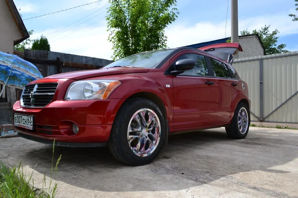 Купить додж б у. Додж Калибр 2008 года. Додж Калибер 2.0. Dodge Caliber 2002. Dodge Caliber 2011.