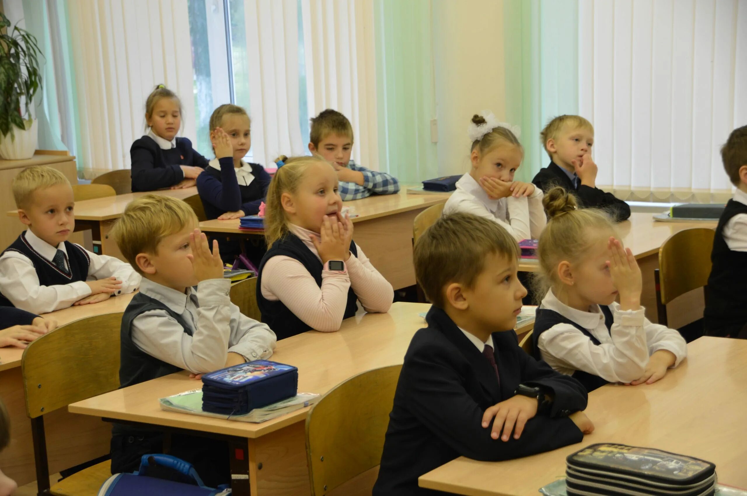 Класса тверь. Школы твери. 49 школа тверь. школа 43 тверь. школа 3 тверь.