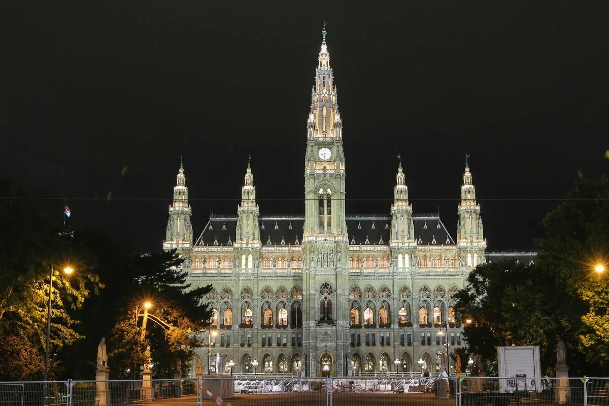 Венская ратуша. Австрия венская ратуша. Rathaus вена. Здание ратуши вена. Венская ратуша.