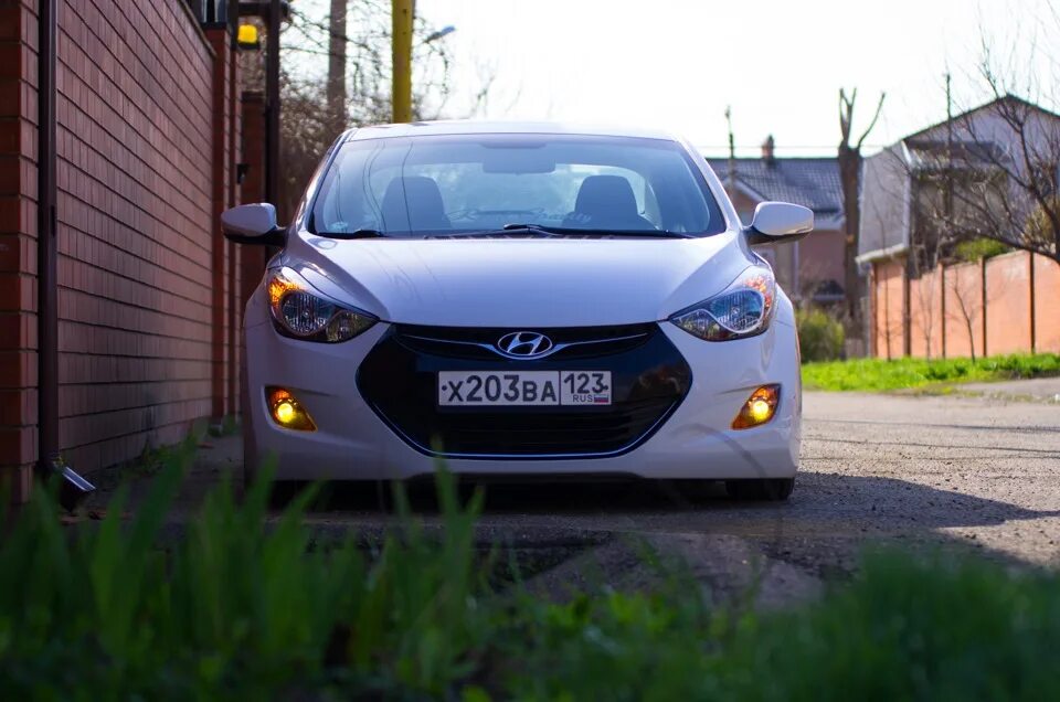 Хендай элантра установка. Хундай элантра аванте мд. hyundai elantra v габаритные огни. elantra 5 md дхо. габаритные огни хендай элантра 4.