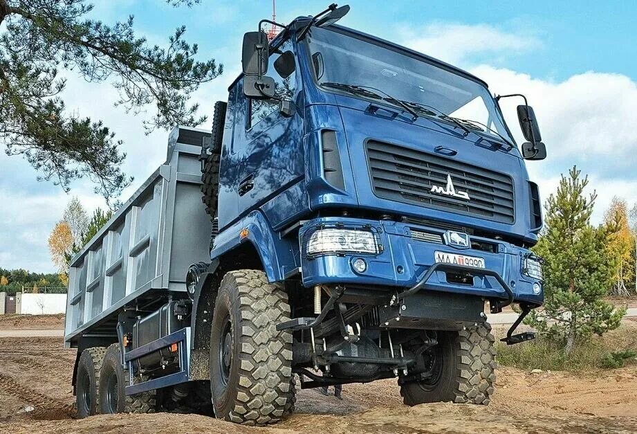 Камаз сургутнефтегаз. Камаз 6520 к4. Камаз 65222-26012-53. Камаз 55102 сельхозник. Грузовики татарстан.