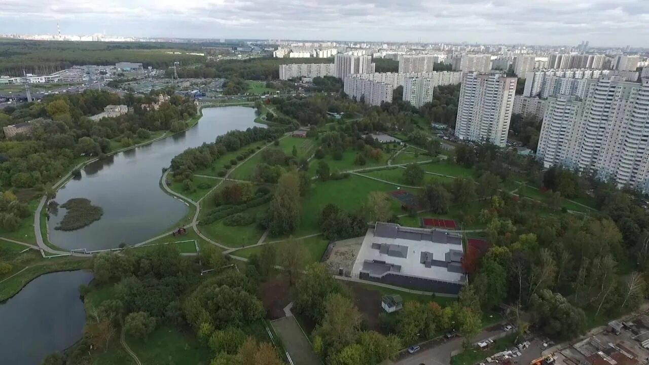 Алтуфьевский парк. Москва парк Алтуфьево парк Алтуфьево. Алтуфьевский пруд в Лианозово. Алтуфьевский пруд в парке «усадьба Алтуфьево».