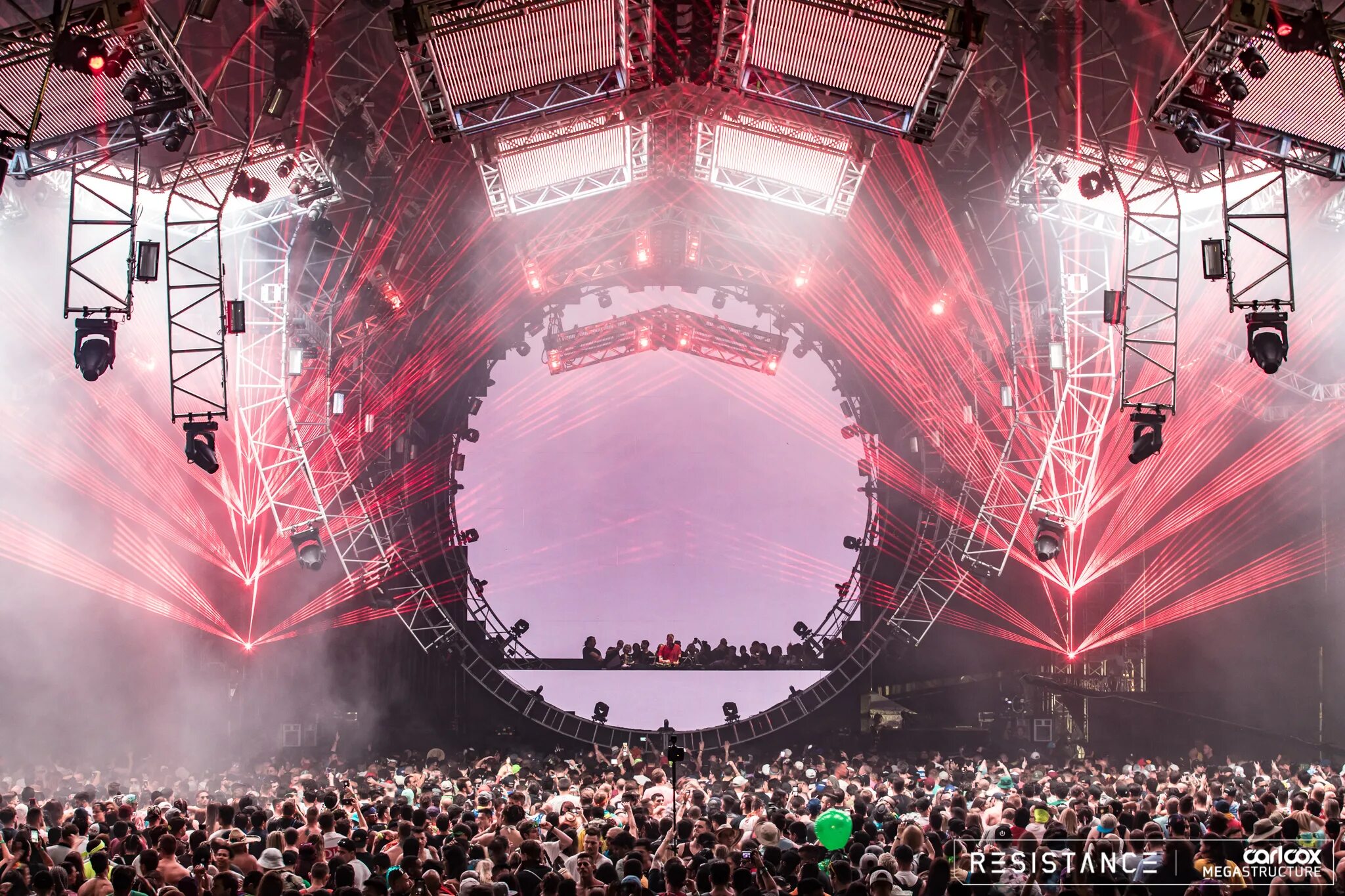 Ultra music 2024. Концерт ultra. ультра фестиваль. фестиваль электронной музыки. ultra live.