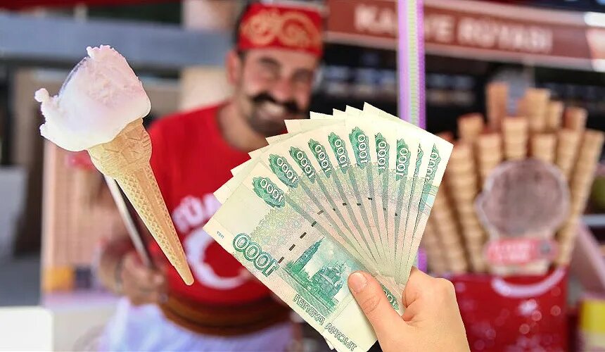 Деньги Турции. Турецкий рубль. Валюта Турции 2022. Деньги в Стамбуле.
