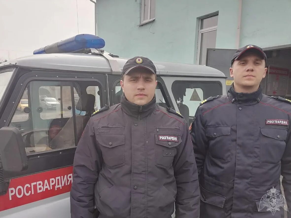 Ваз 2114 вневедомственная охрана. Задержание росгвардейца в кыштовке. Вневедомственная охрана росгвардии кемерово. Росгвардия кемерово. Вневедомственная охрана кемерово.