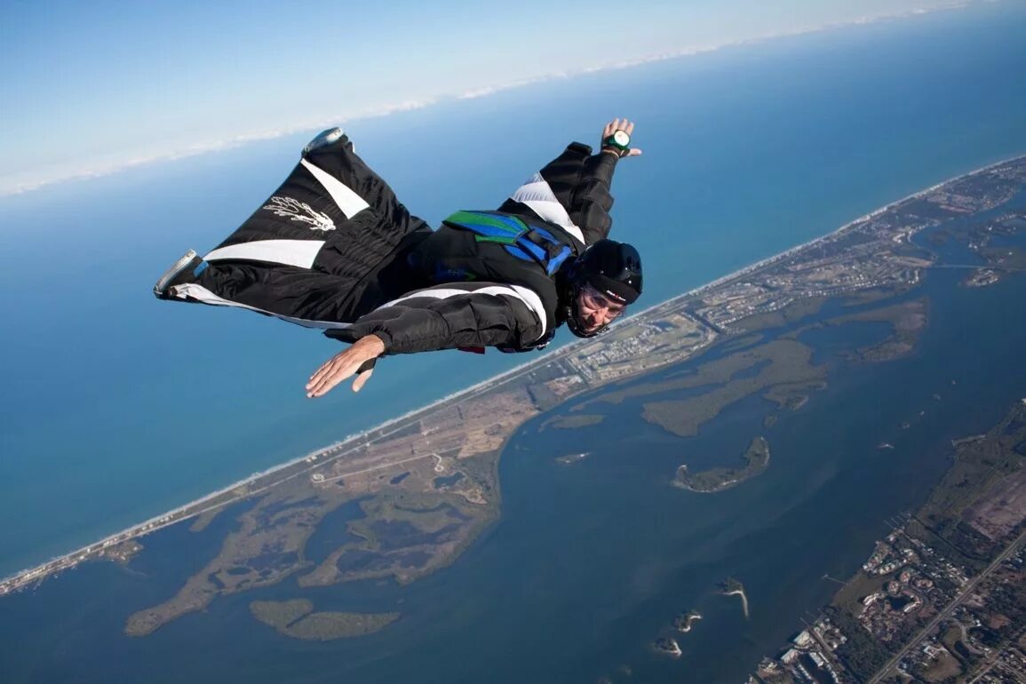 Wingsuit fly. Вингсьют проксимити. Костюм крыло вингсьют. Вингсьют Химера. Вингсьют Твист 3.