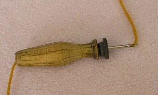 ковровая вышивка иглой и крючком. игла для ковровой вышивки видео. Punch needle техника вышивания. игла для ковровой выбивка. ручная игла для ковровой вышивки.