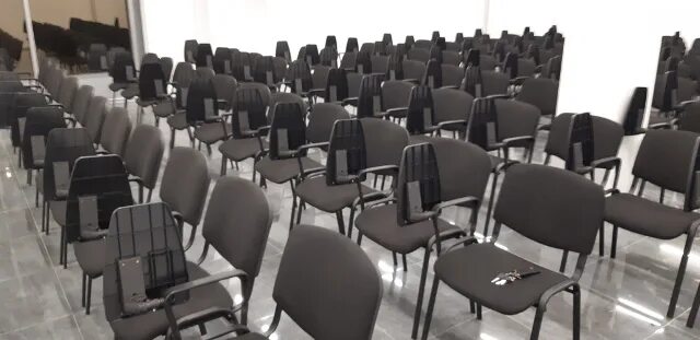 конференц зал с пюпитром. стулья для конференц зала со столиком. кресло для конференц залов ak-6201. кресла для концертного зала с пюпитром. конференц зал киу зайцева.