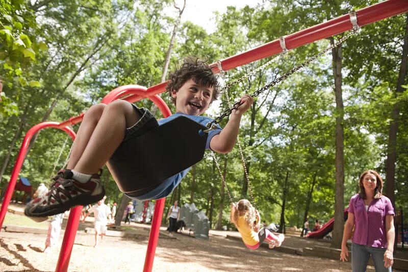 Lots in play. Upshort на детской площадке. playground school девушка. children on the playground. children playing on the playground.
