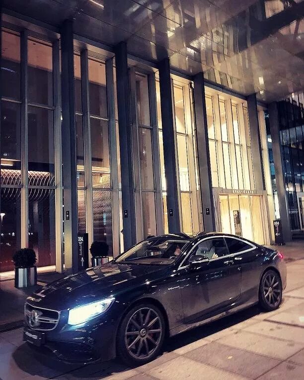 Инесса шевчук. Шевчук лексус. Лексус дениса михеева. Девушка в лексусе. Лексус астрахань.