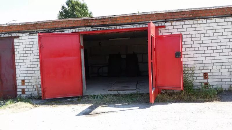 Гараж горловка. Гараж гск. Гараж горловка. Гараж аэропорта. Луганск ул 30 лет победы.